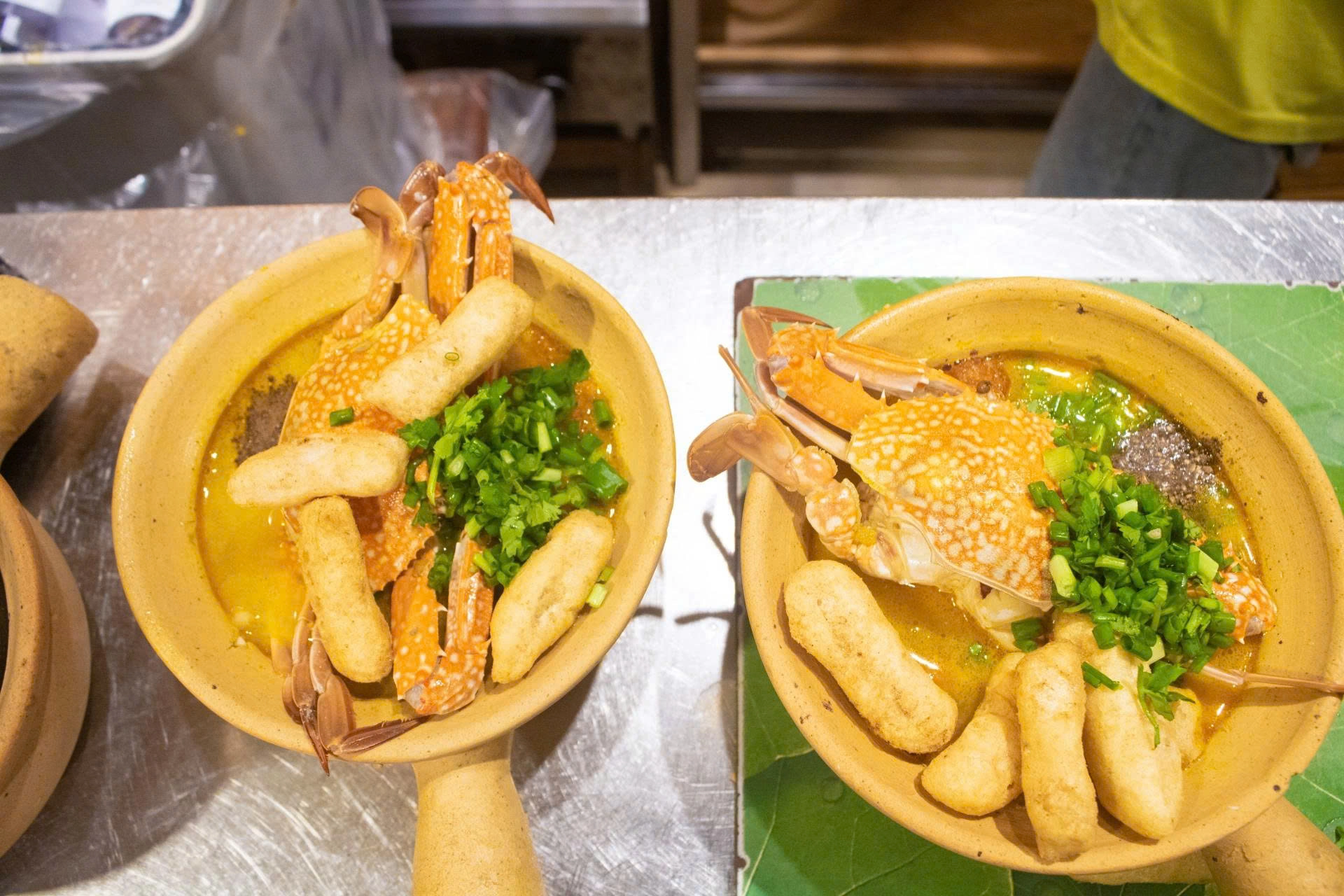 Day Tour | Saigon Ultimate Street Food Tour – Premium Tastings by Motorbike (Includes a Michelin-Recommended Spot)