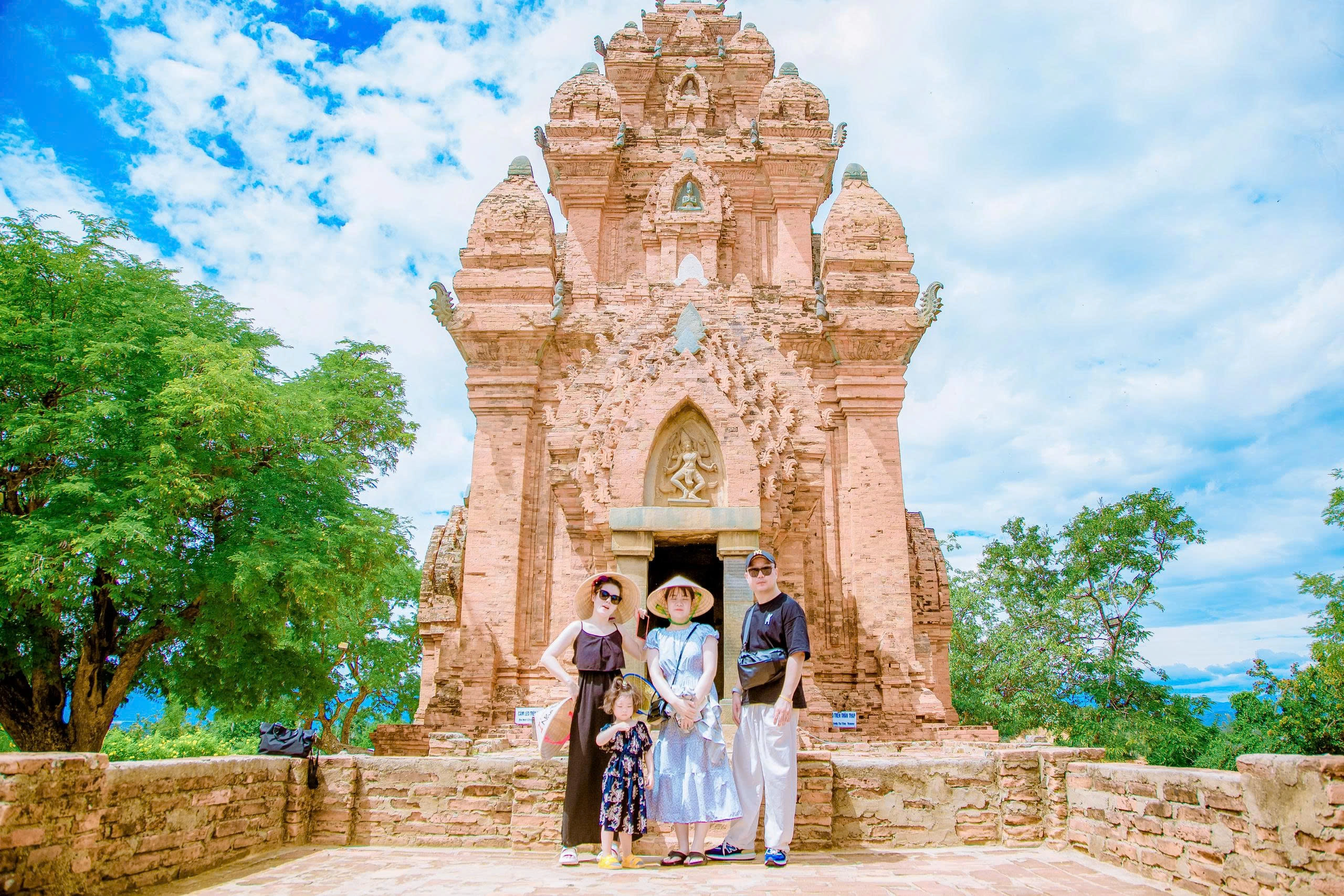 Day Tour | Sheep Farm - Po Klong Garai - Phan Rang Desert | Ninh Thuận