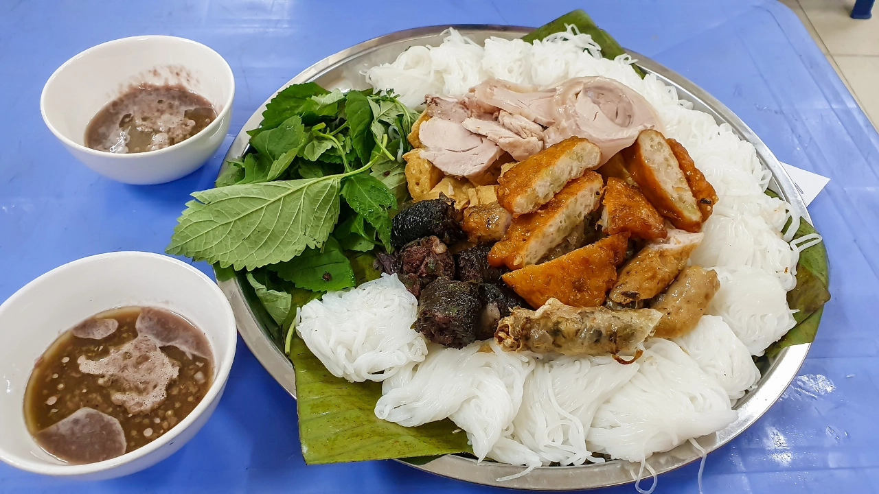 Bun Dau Mam Tom (Tofu with noodles and shrimp paste)