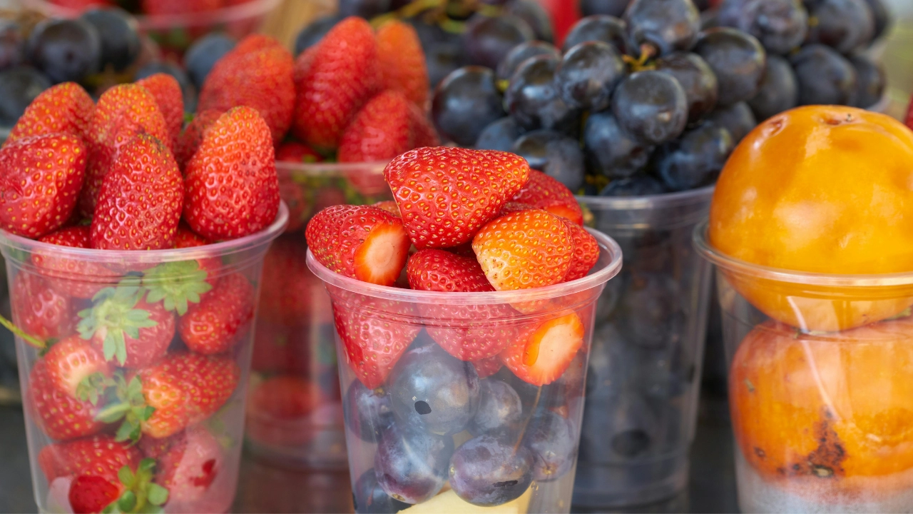 Hoa Qua Dam (Vietnamese fruit mix)