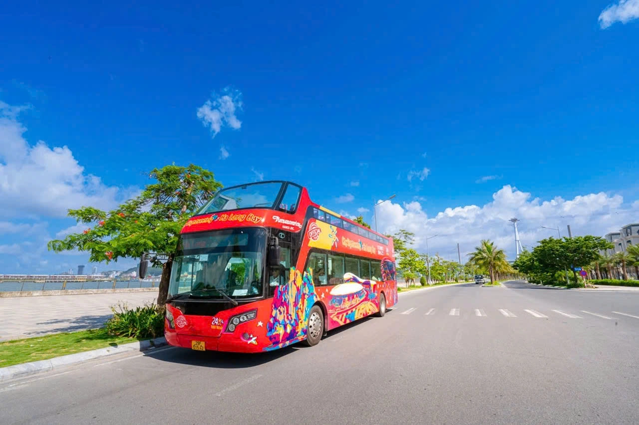 Double-Decker Bus Ticket for City Tour | Ha Long