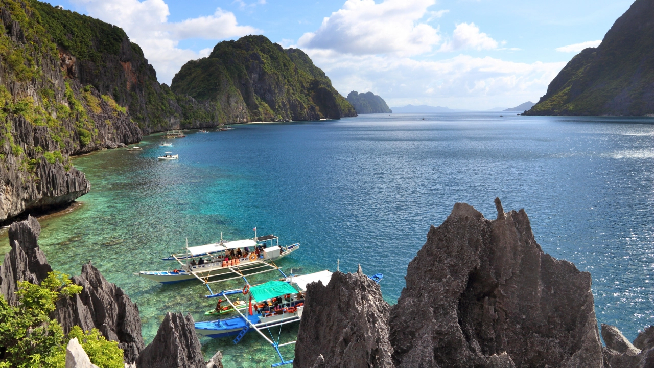 Island hopping and swimming