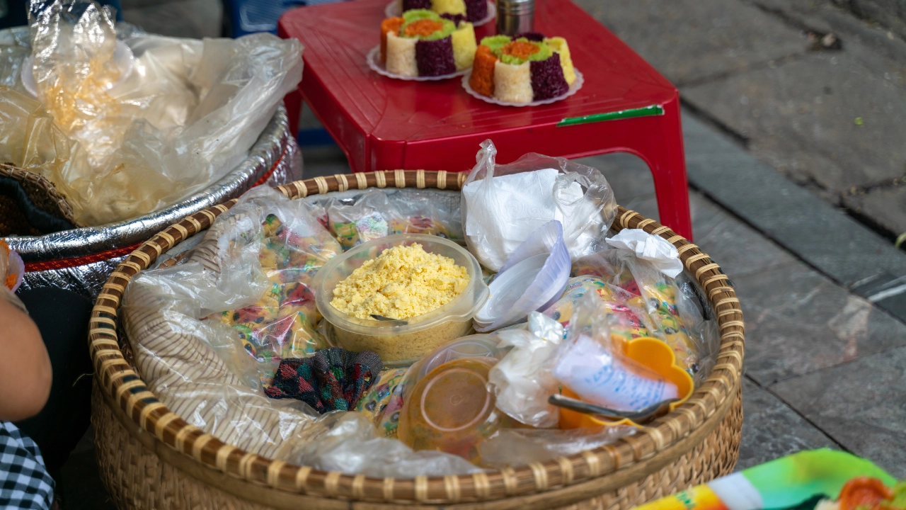 Why should you discover Hanoi’s Old Quarter with Joytime?