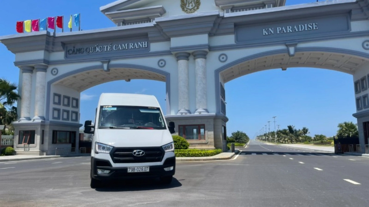 Cam Ranh (Nha Trang) airport shuttle service details
