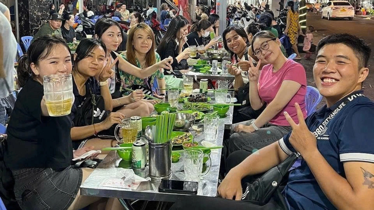 Why This Ho Chi Minh City Night Tour Outshines the Rest