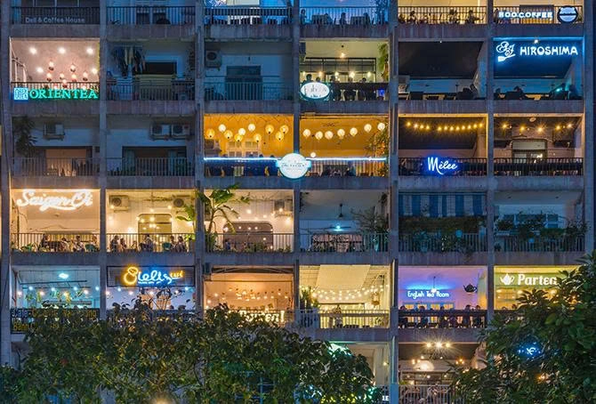 Day Tour | Ho Chi Minh City Nightlife Walking Tour