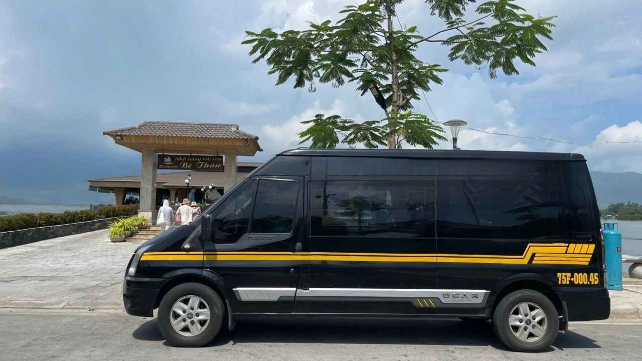 Pricing & Value — Compare Shuttle, Private Car, Limousine