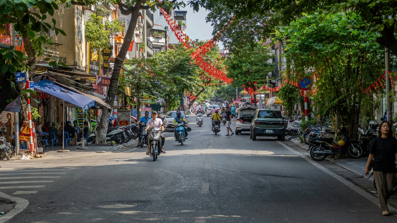 FAQs about Hanoi motorbike food tour