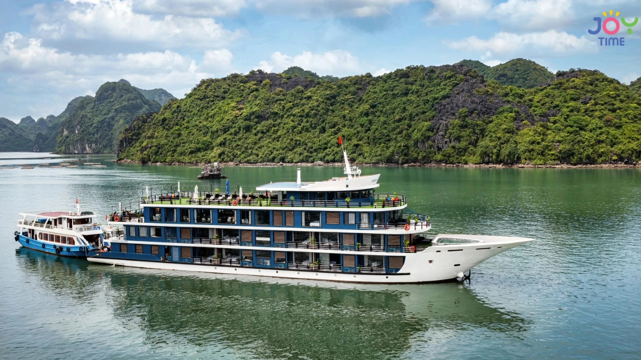 Exploring Different Categories of Ships in Hanoi Halong Bay Cruise Tours