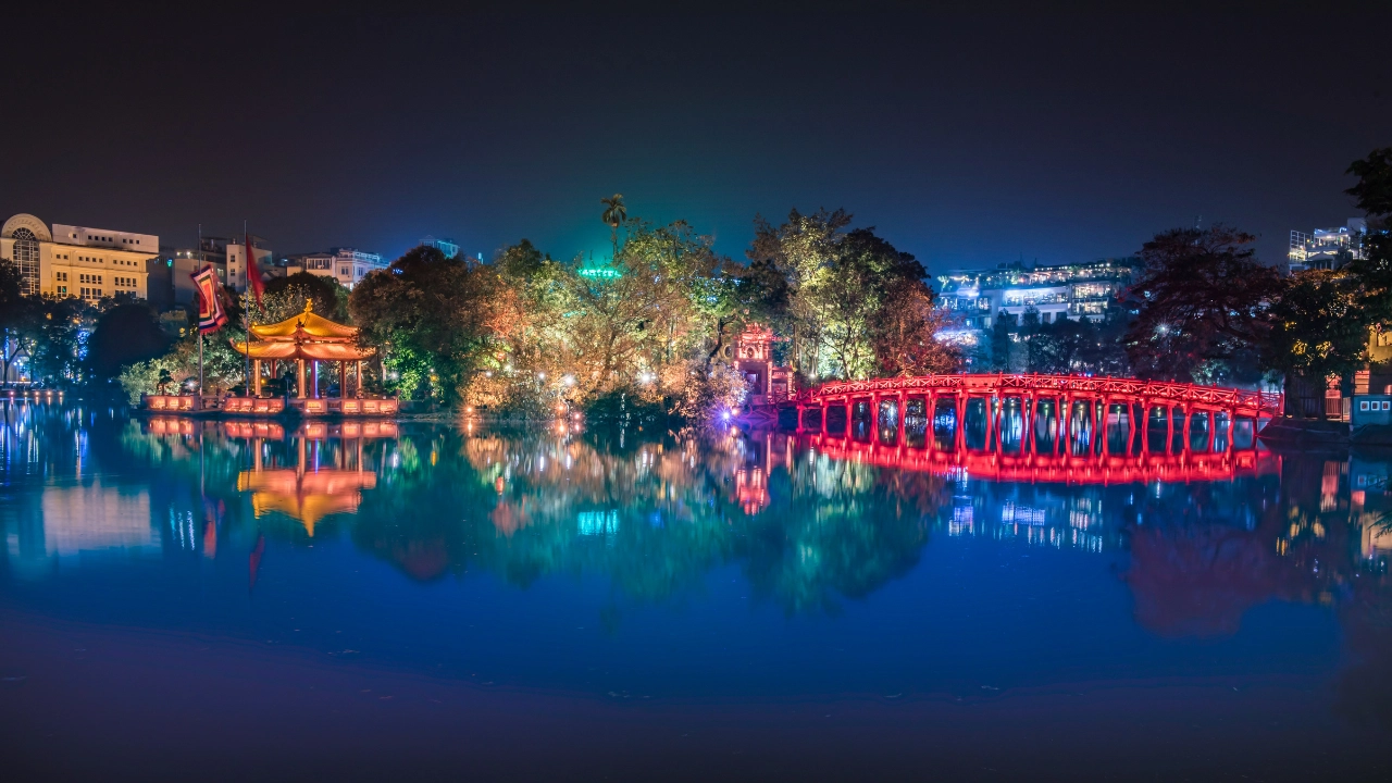 Insider Secrets: Get the Best from Your Hanoi Night Food Tour