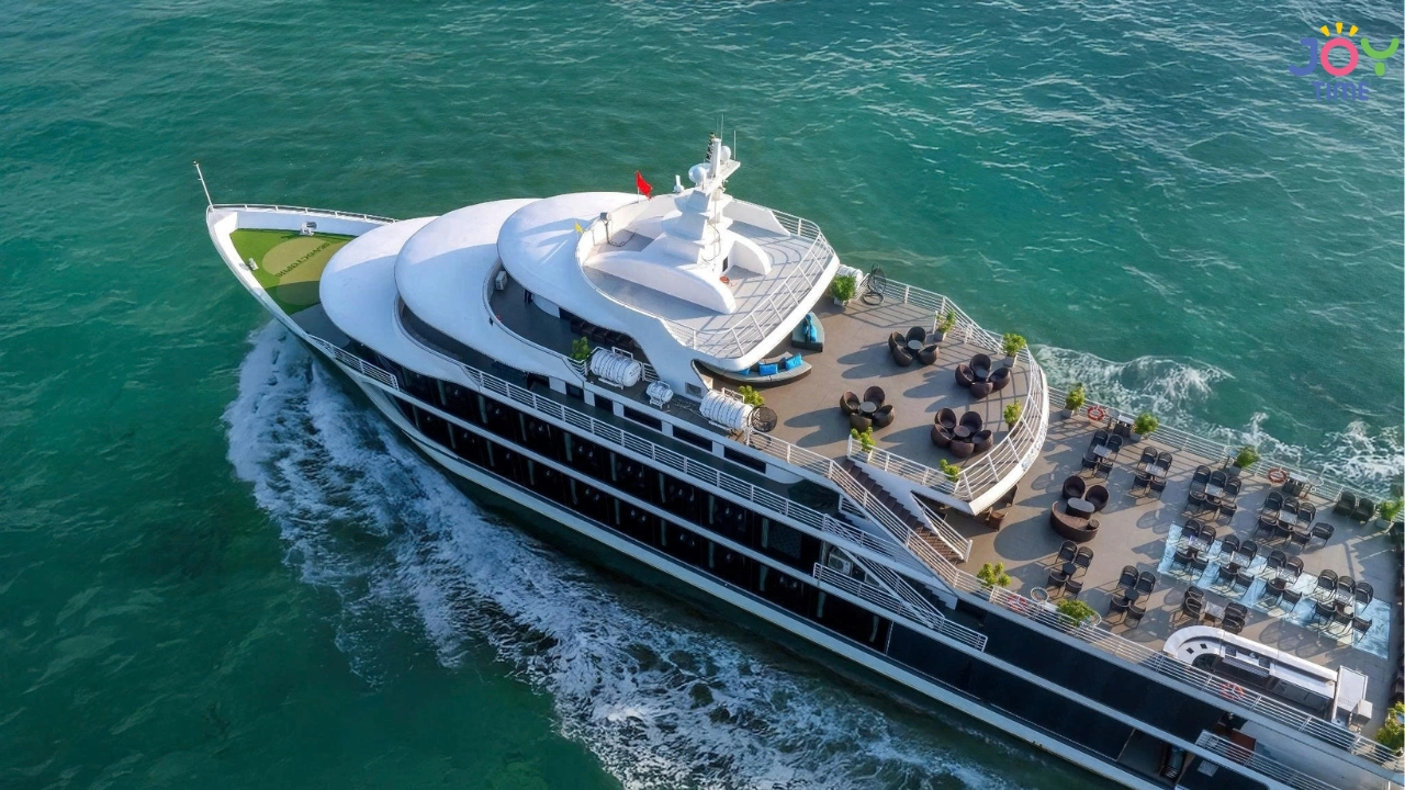 Discover Halong Bay - Titop Cave & Sửng Sốt Cave with Sea Octopus Cruise