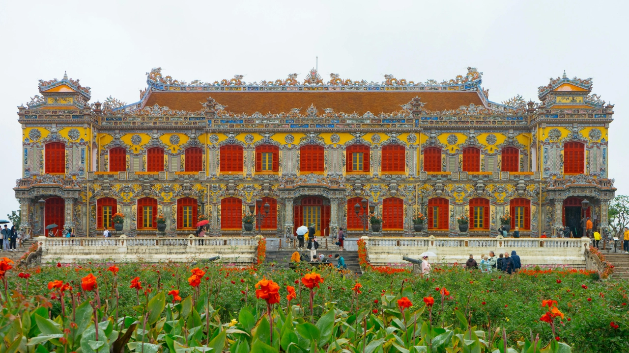 Where to Stay in Hue for the Easiest Sightseeing