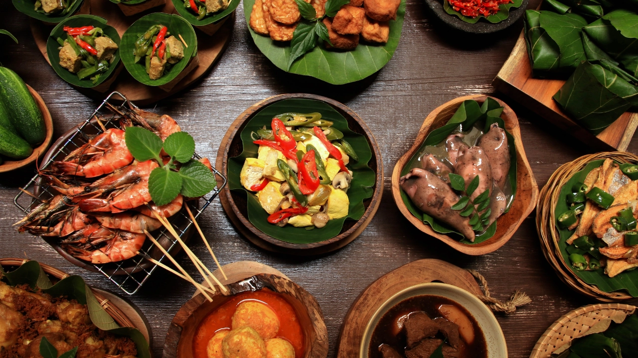 What’s included in Joytime’s Cyclo Street Food Tour