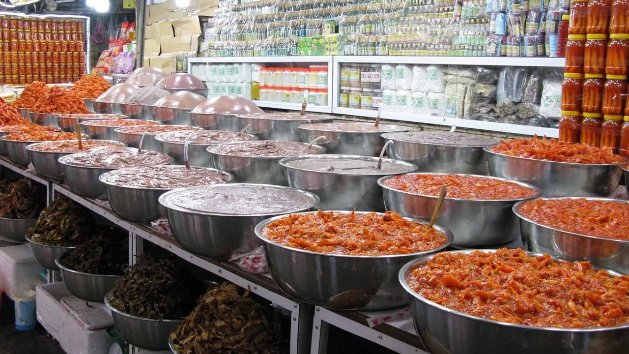 Discover the soul of Hue: Joytime’s culinary walking adventure