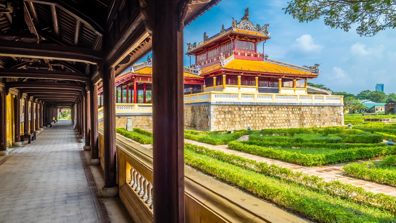 Explore day tour with Joytime: Beyond the Tourist Path