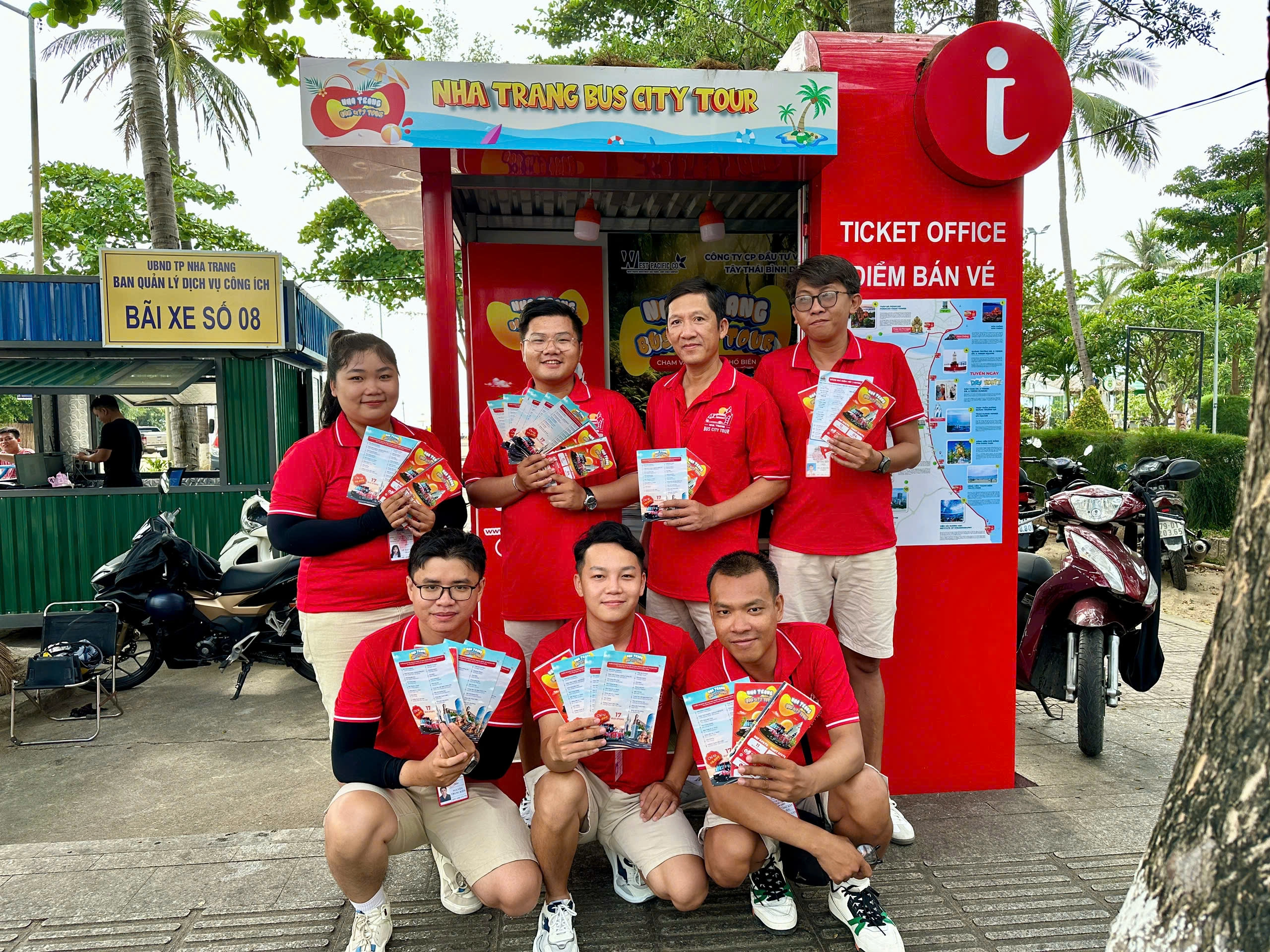Nha Trang City Sightseeing Double - Decker Bus