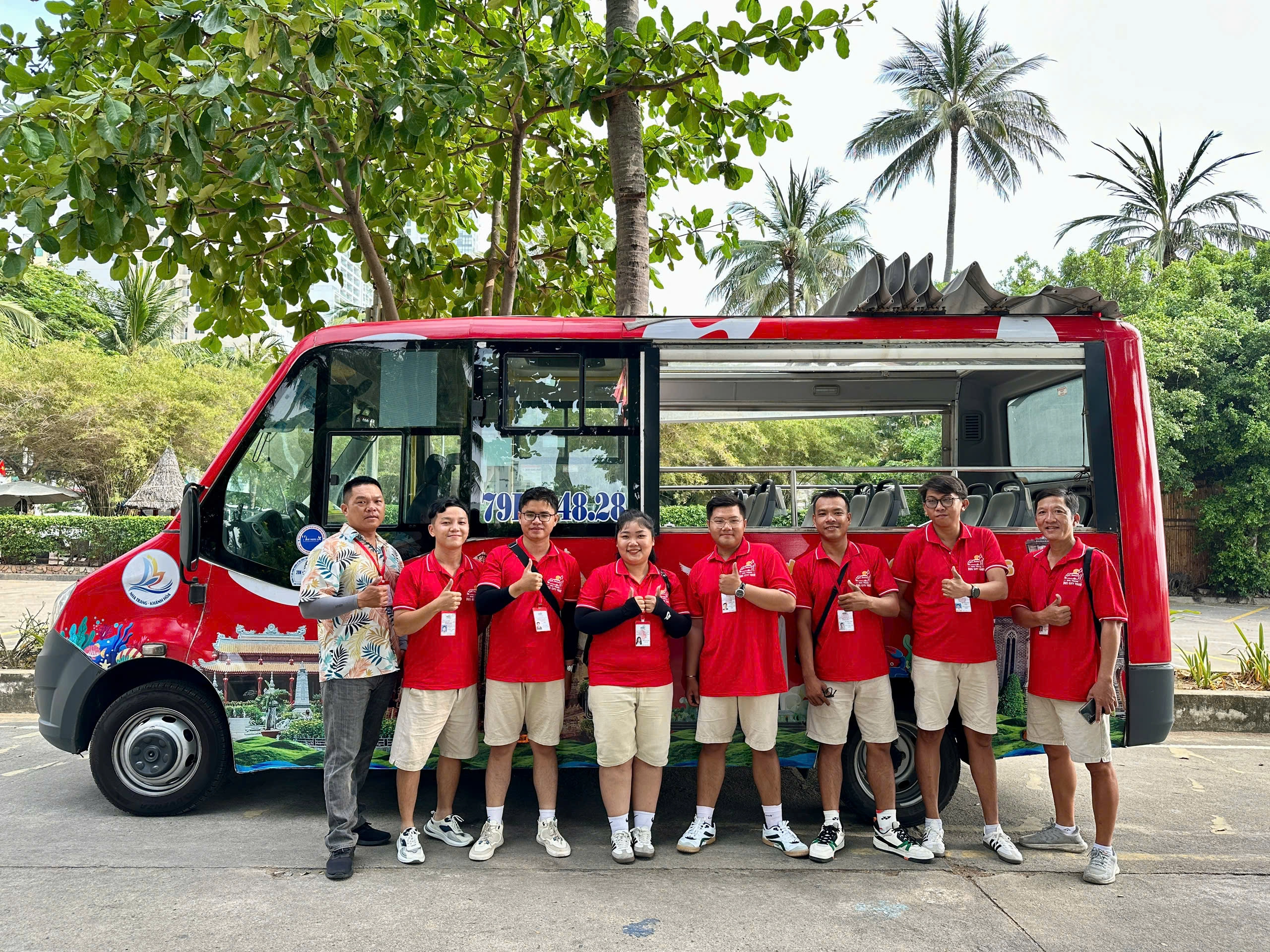 Nha Trang City Sightseeing Double - Decker Bus