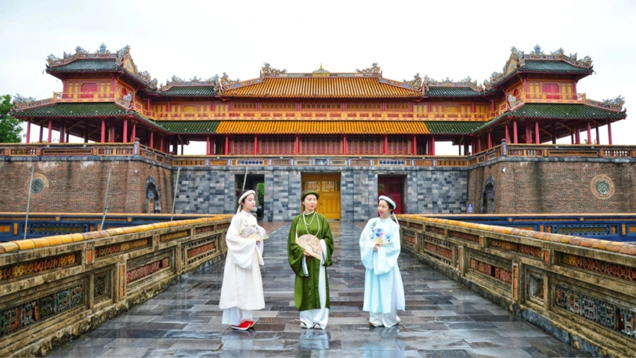 Hue smile travel: The All-in-One Local Operator (Photo by huesmiletravel.com.vn)