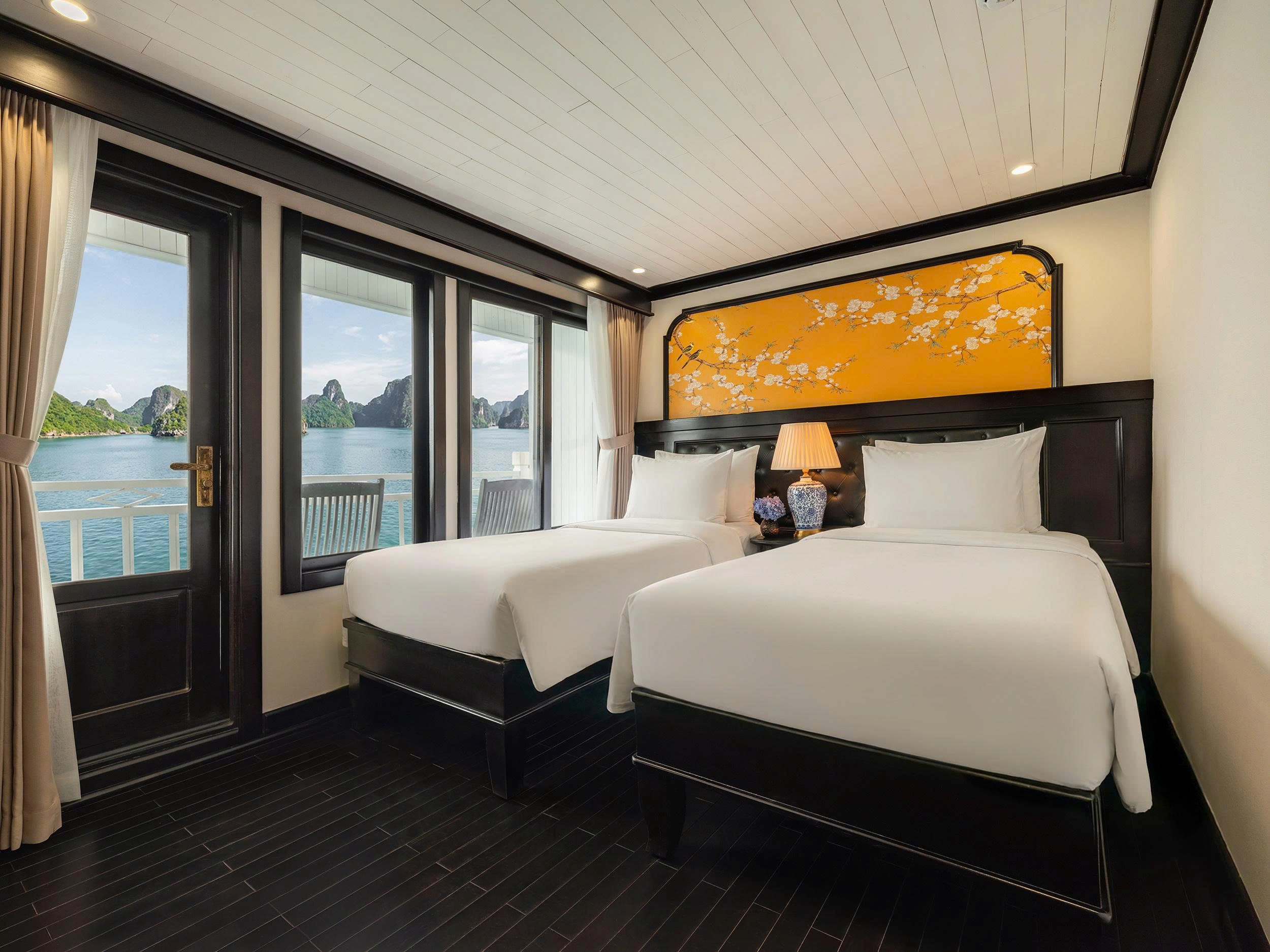 2D1N Tour | Cozy Bay Grand Cruise (17 Cabins) with Barbecue Dinner Party