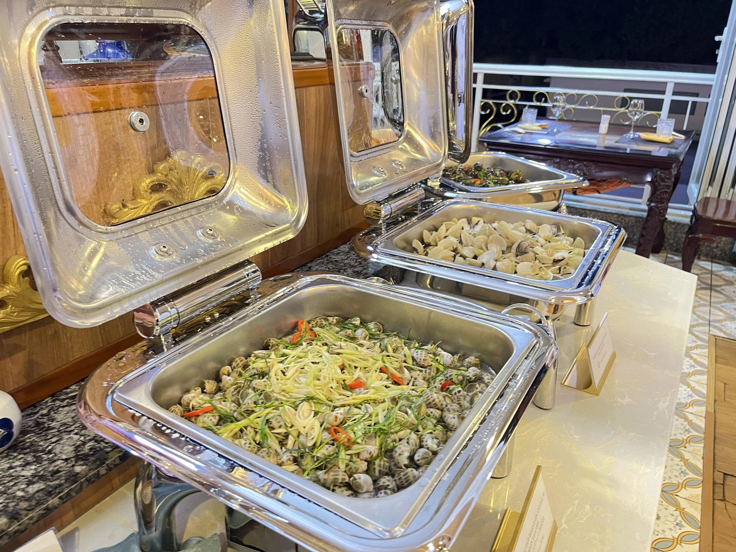 Savor the Night: Indochina Queen Dinner & Saigon River Cruise