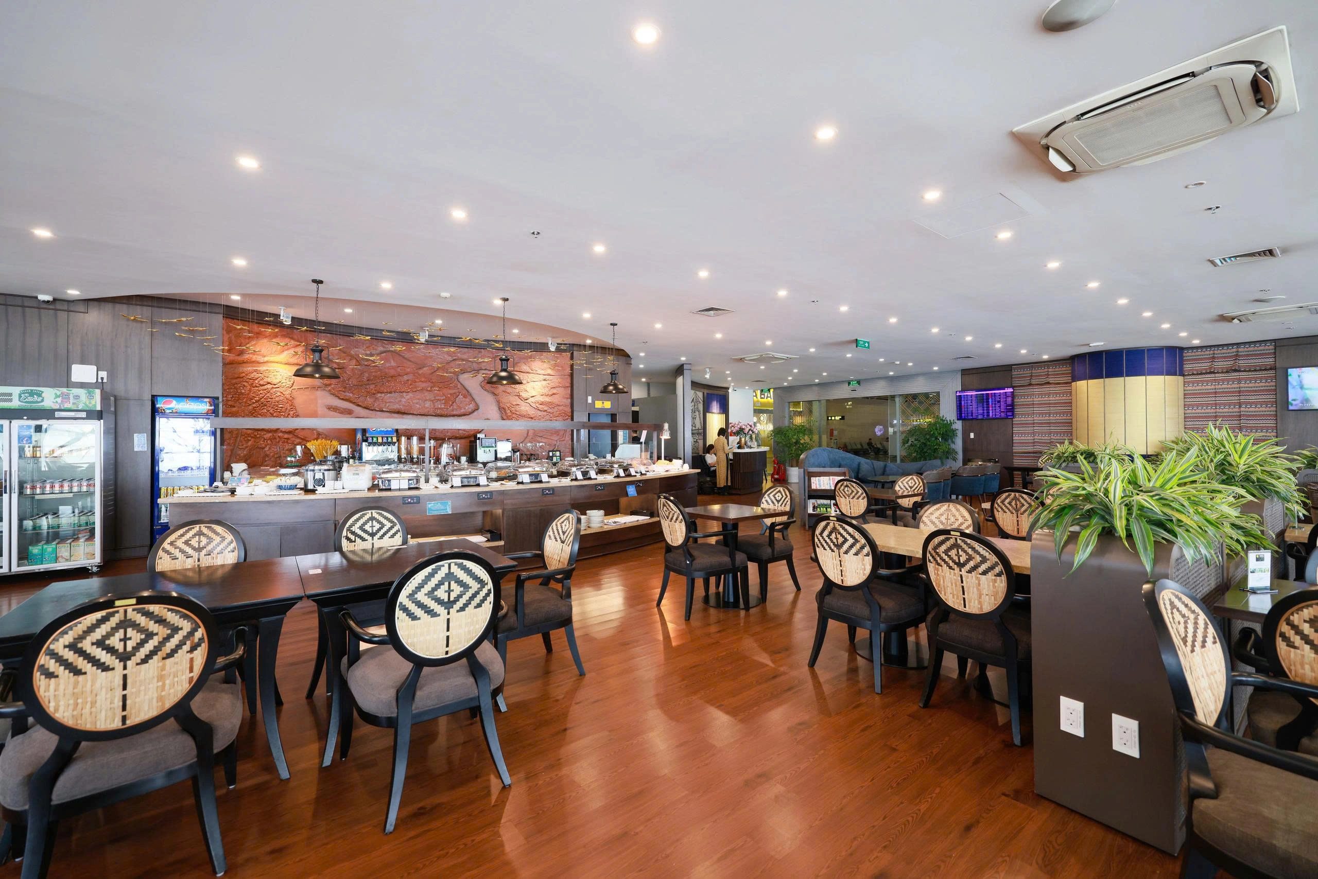 Premium Lounge Service at Noi Bai International Airport (HAN)