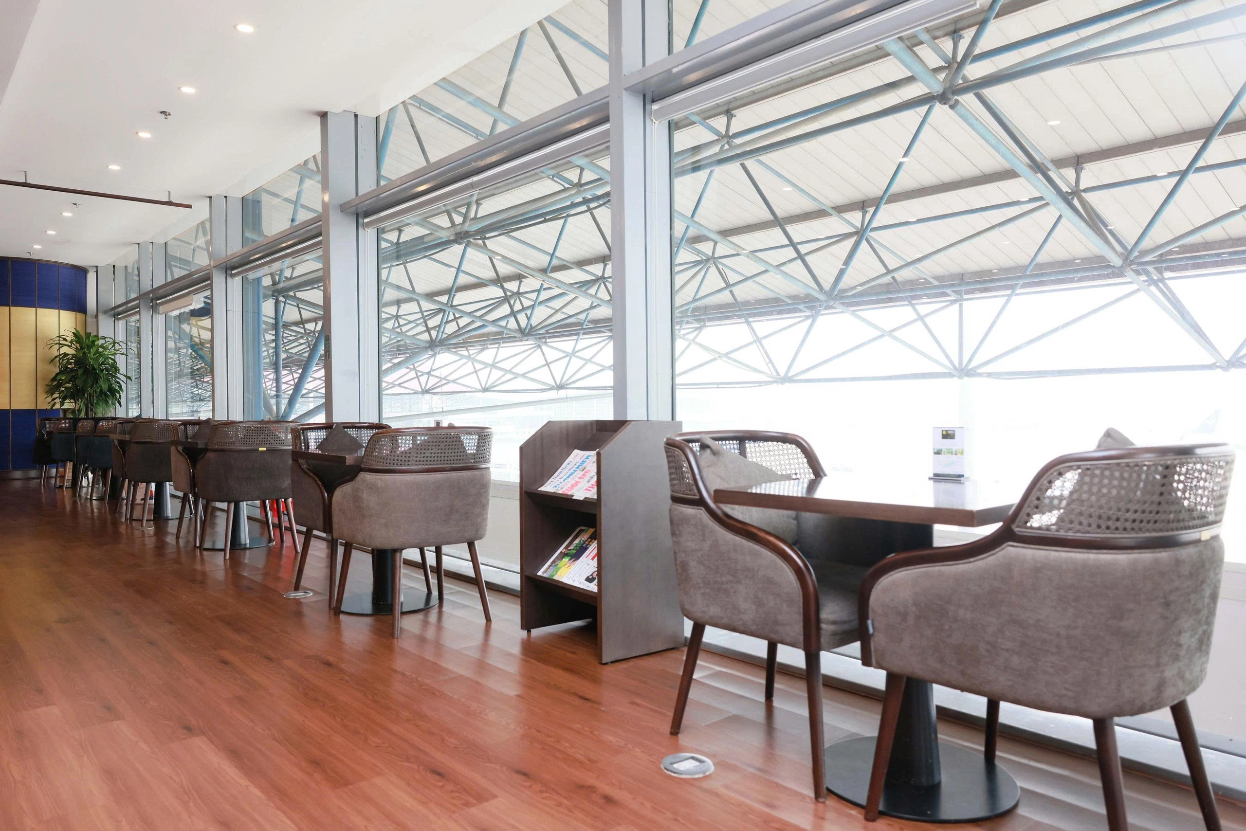 Premium Lounge Service at Noi Bai International Airport (HAN)