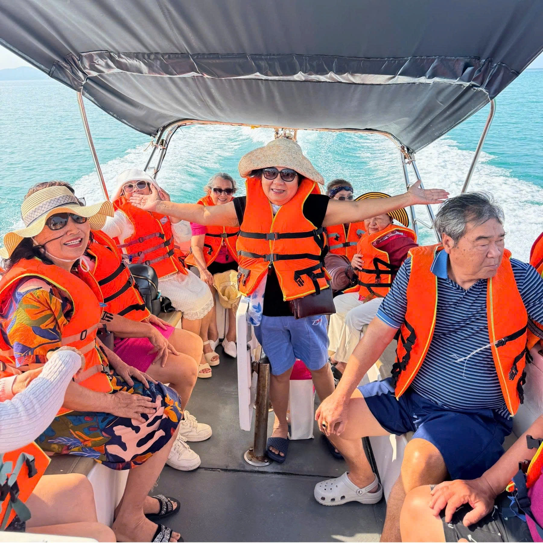 Day Tour | 3 Islands Tour (Hon Mun – Fishing Village – Bai Tranh)