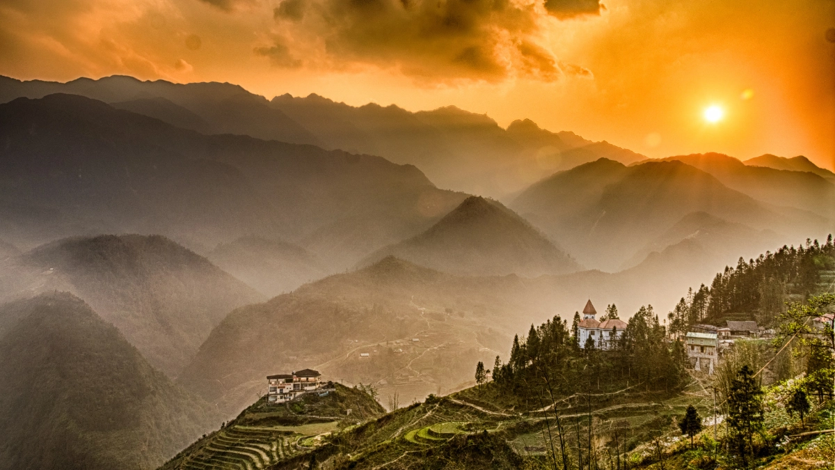 All Routes: Da Nang to Sapa Compared