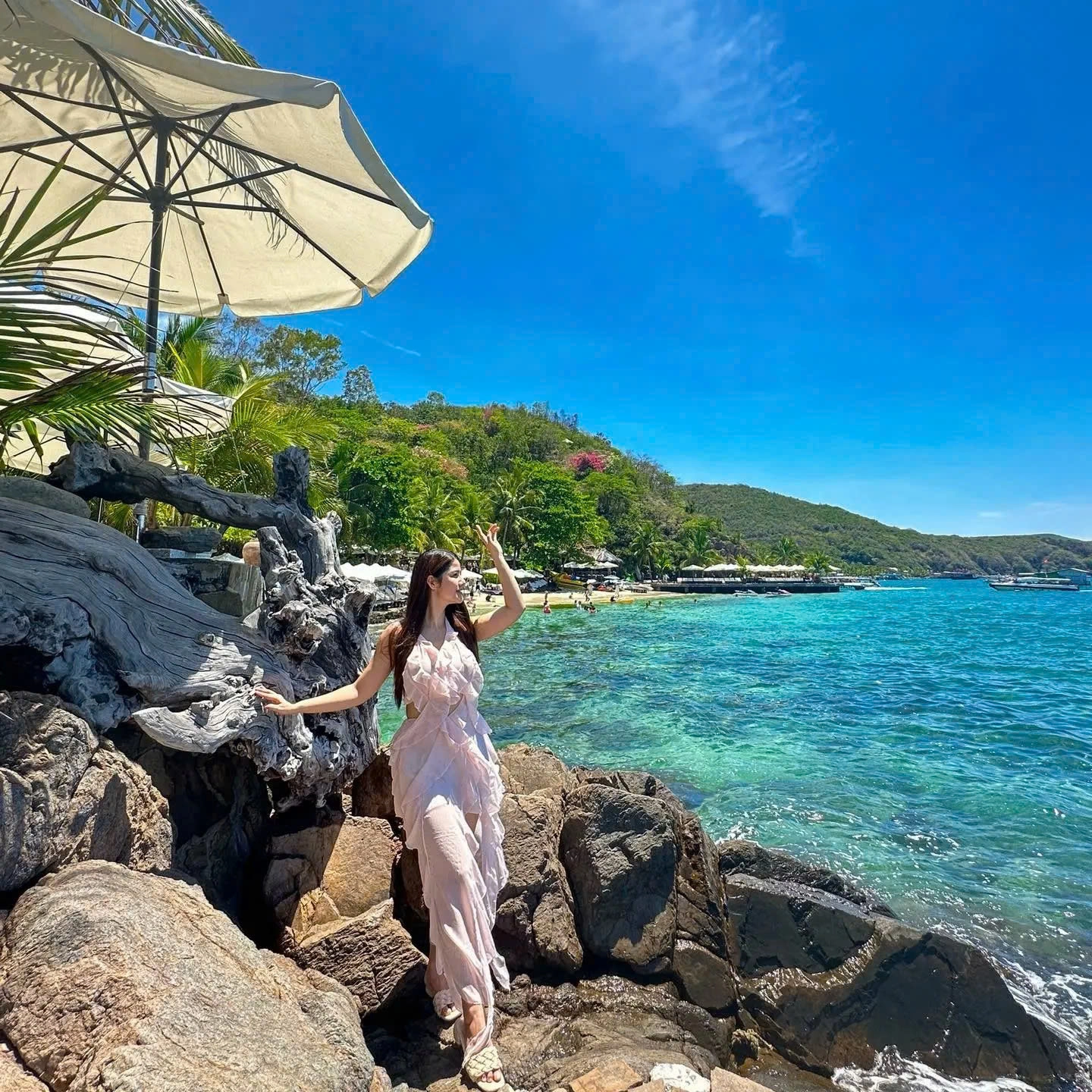 Day Tour | Mini Beach Deluxe Snorkeling Tour