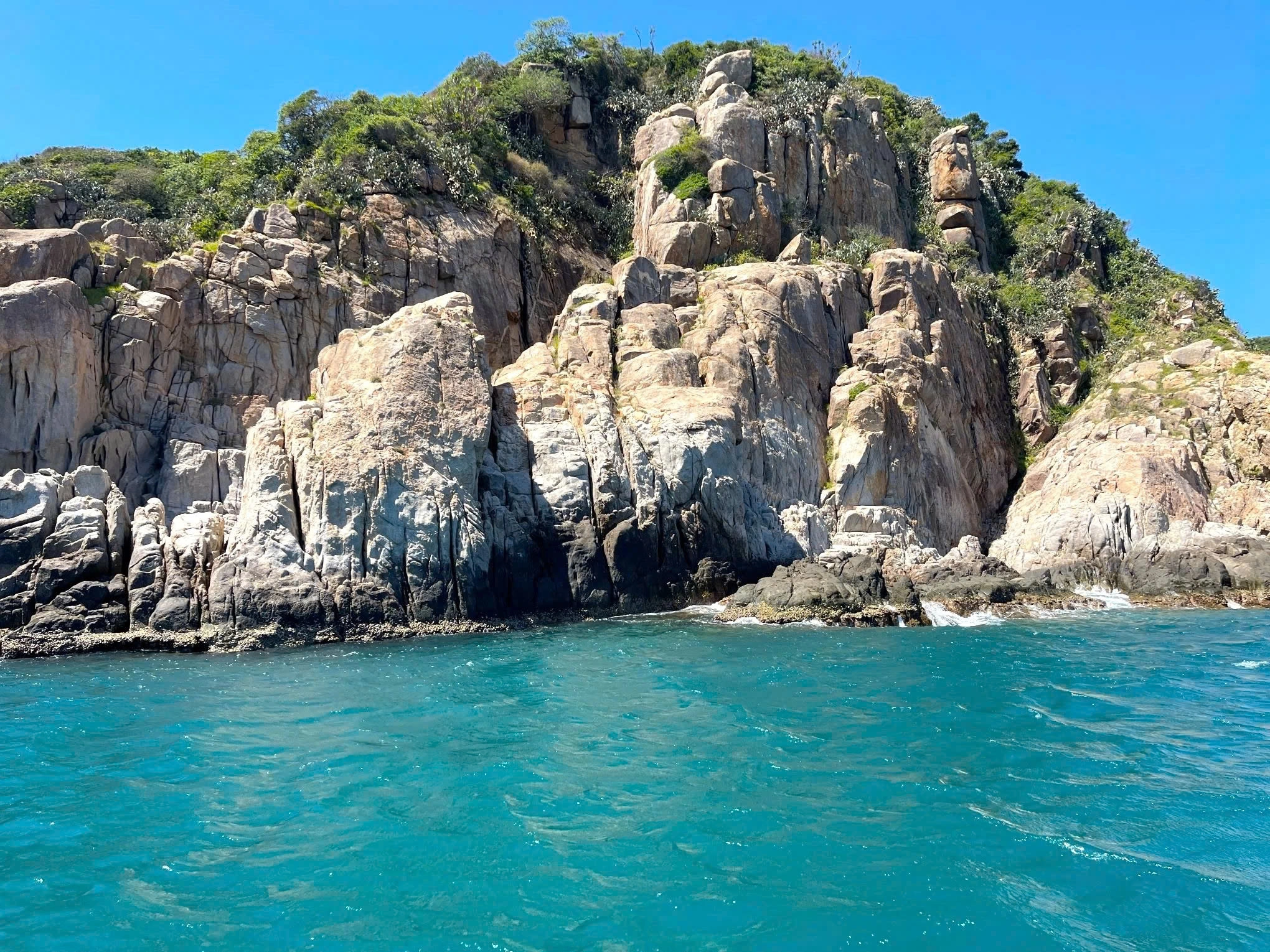 Day Tour | Ninh Thuan Day Tour (Hang Rai – Vinh Hy – Sheep Field – Vineyard)