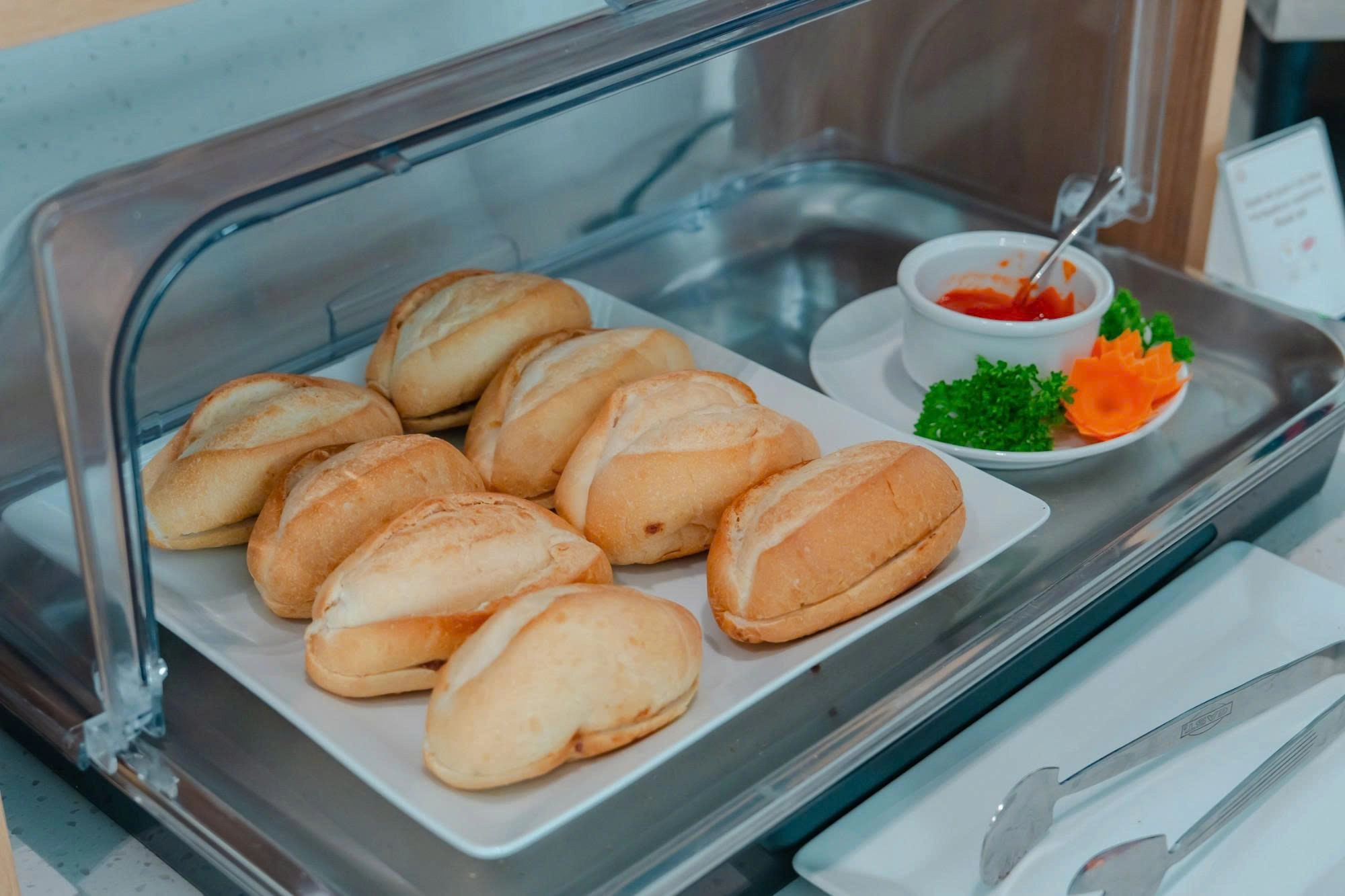 Premium Lounge Service at Cat Bi International Airport (HPH)