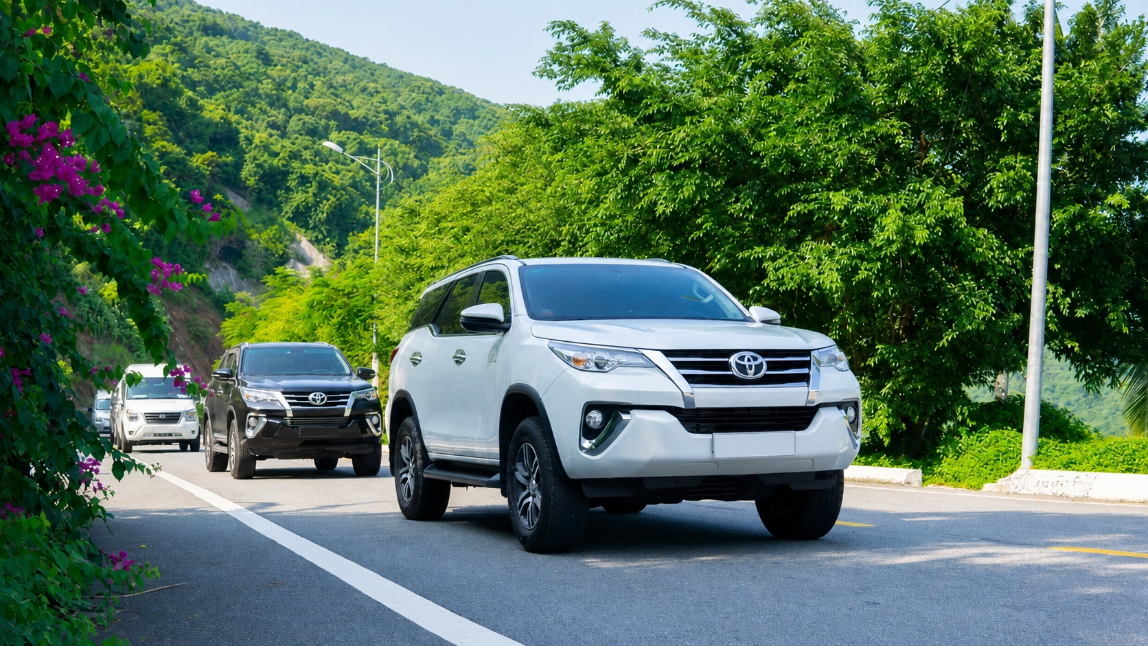 Private Round-Trip Transfer from Da Nang to Hue