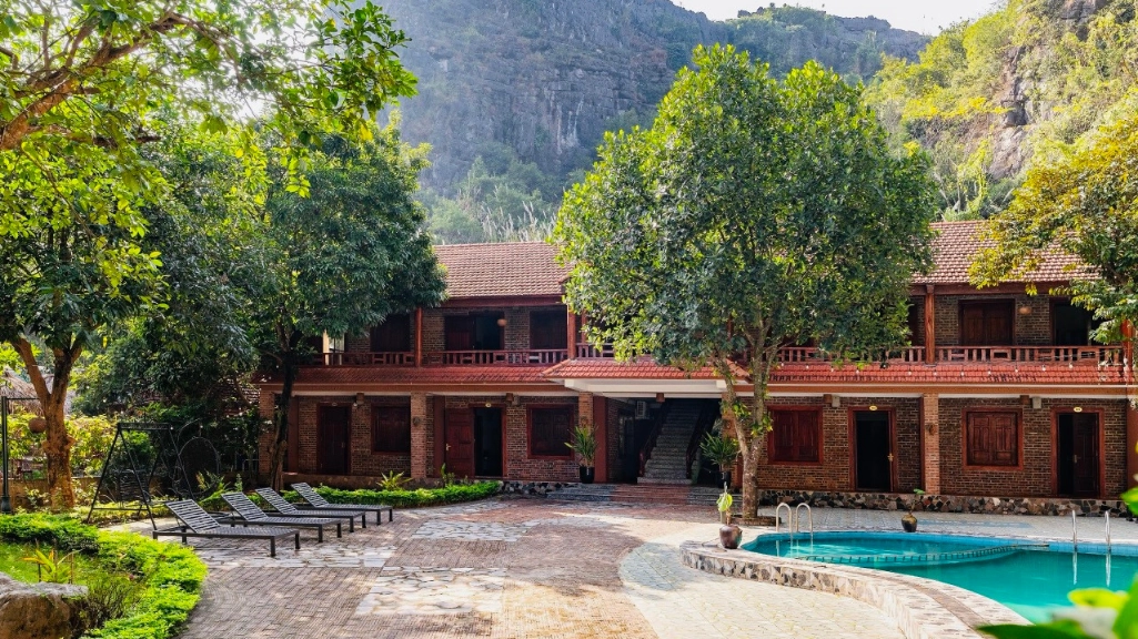  Luxury stay at Trang An heritage garden