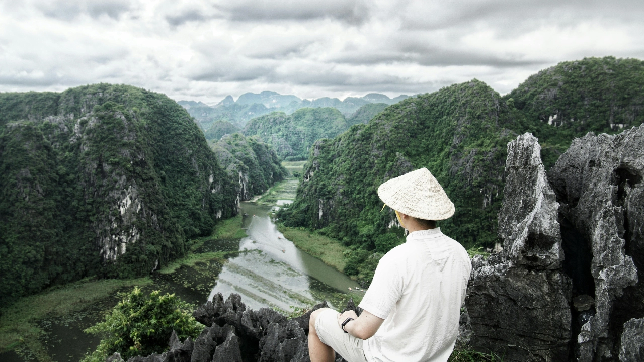 Discover Ninh Binh cuisine with Joytime tours