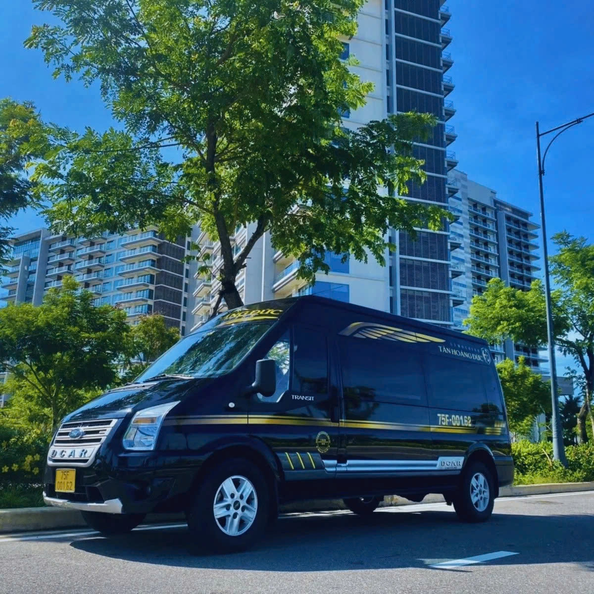 Limousine | Round-Trip Transfer from Hoi An to Hue 
