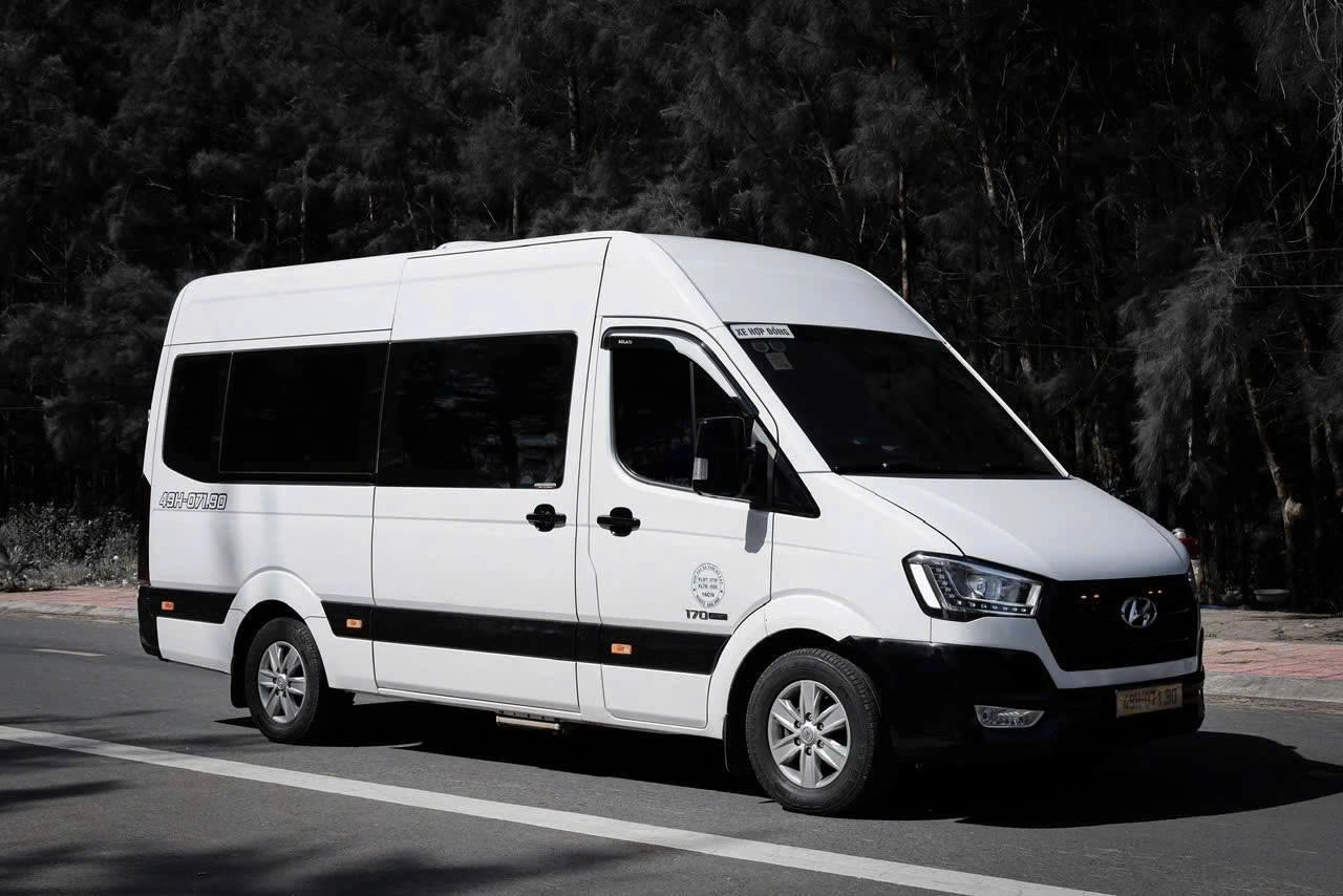 Private Car Service Ho Chi Minh City to Ba Den Mountain/Tay Ninh (Round-trip)