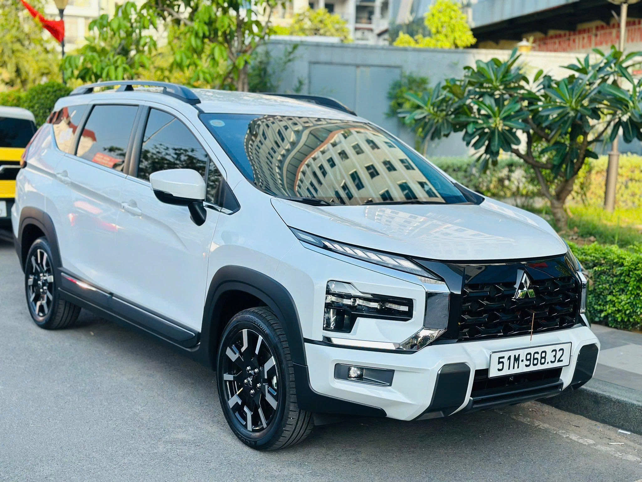 Private Car Service Explore Ho Chi Minh City