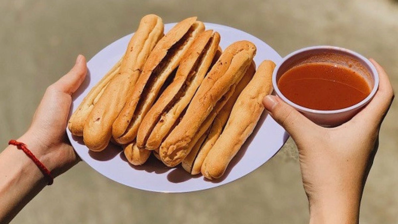Banh Mi Cay