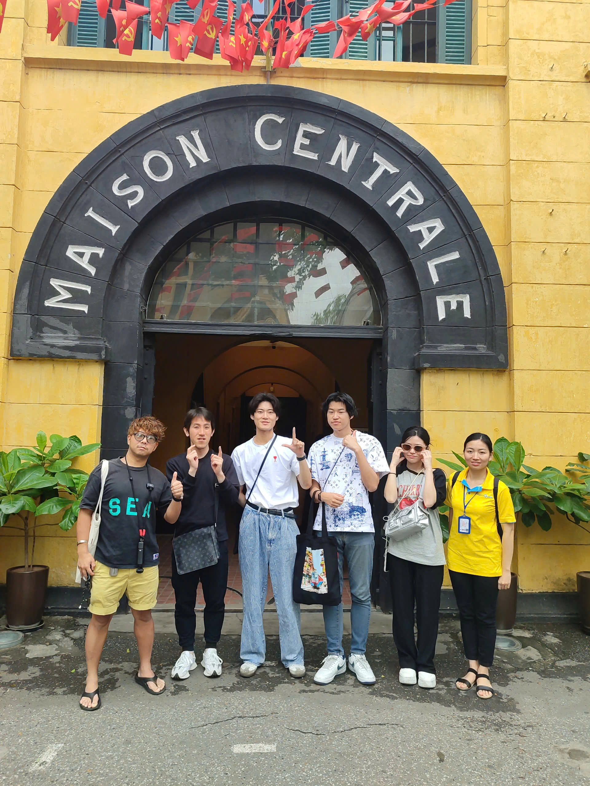 Cafe Hopping In Ha Noi (Cultural Crawl)