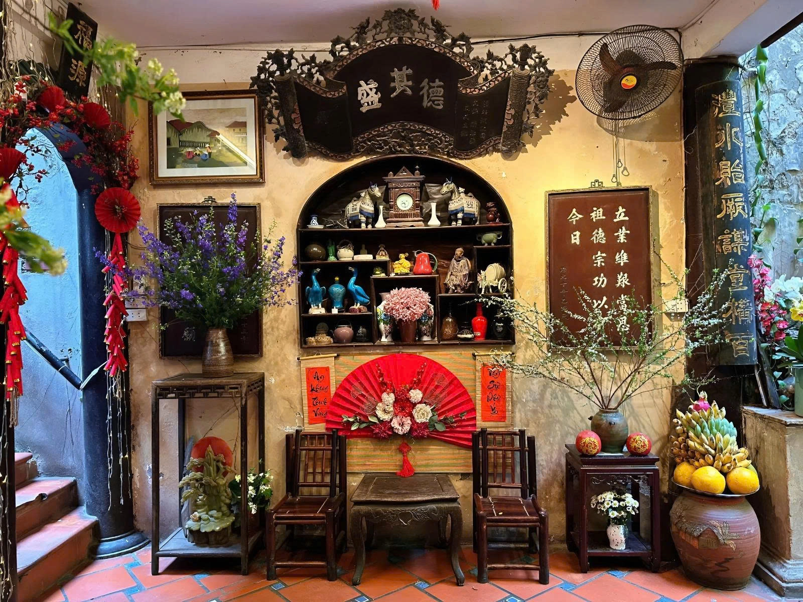 Cafe Hopping In Ha Noi (Cultural Crawl)