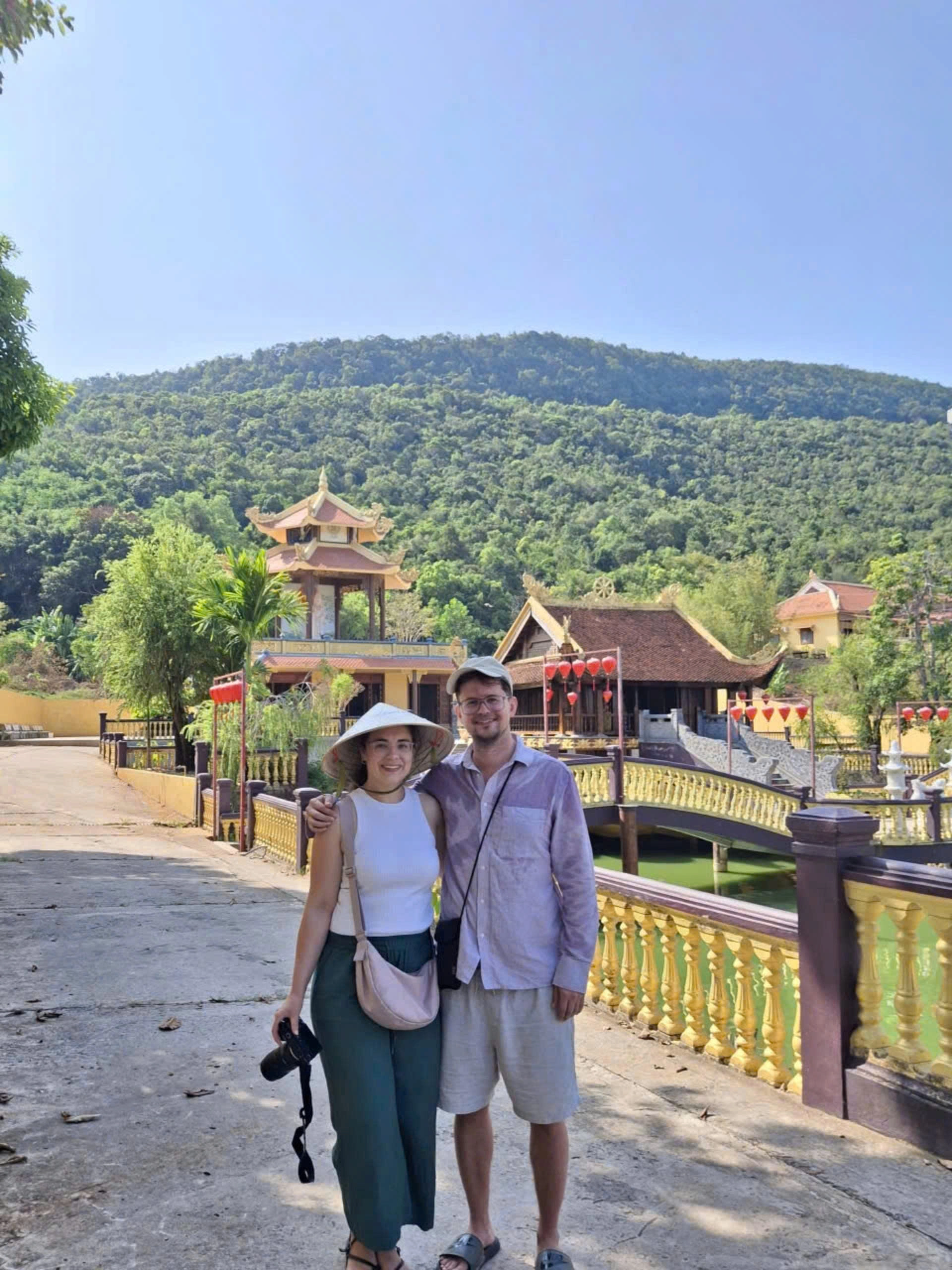 一日游 | SOUTH PHU QUOC JEEP TOUR – 向阳之旅 “海岸公路 – 圣殿 – 天堂海滩 – 地中海小镇”
