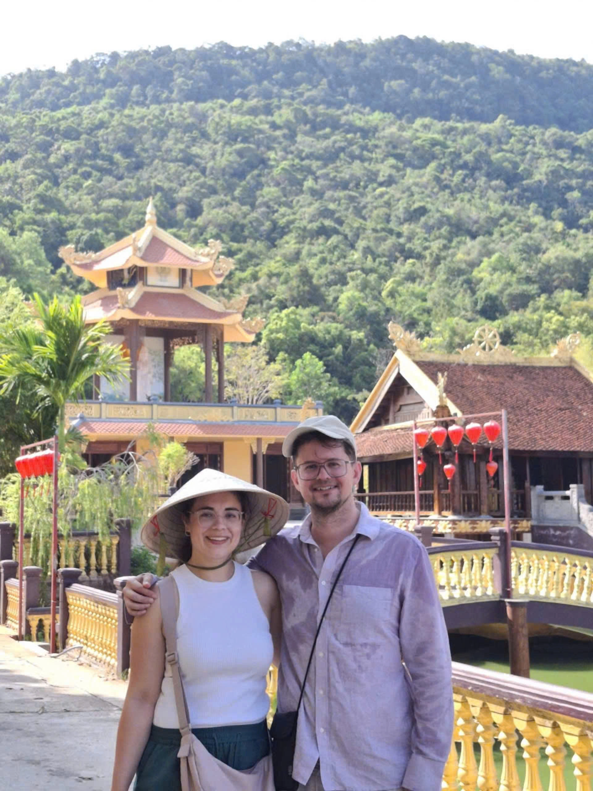 一日游 | SOUTH PHU QUOC JEEP TOUR – 向阳之旅 “海岸公路 – 圣殿 – 天堂海滩 – 地中海小镇”