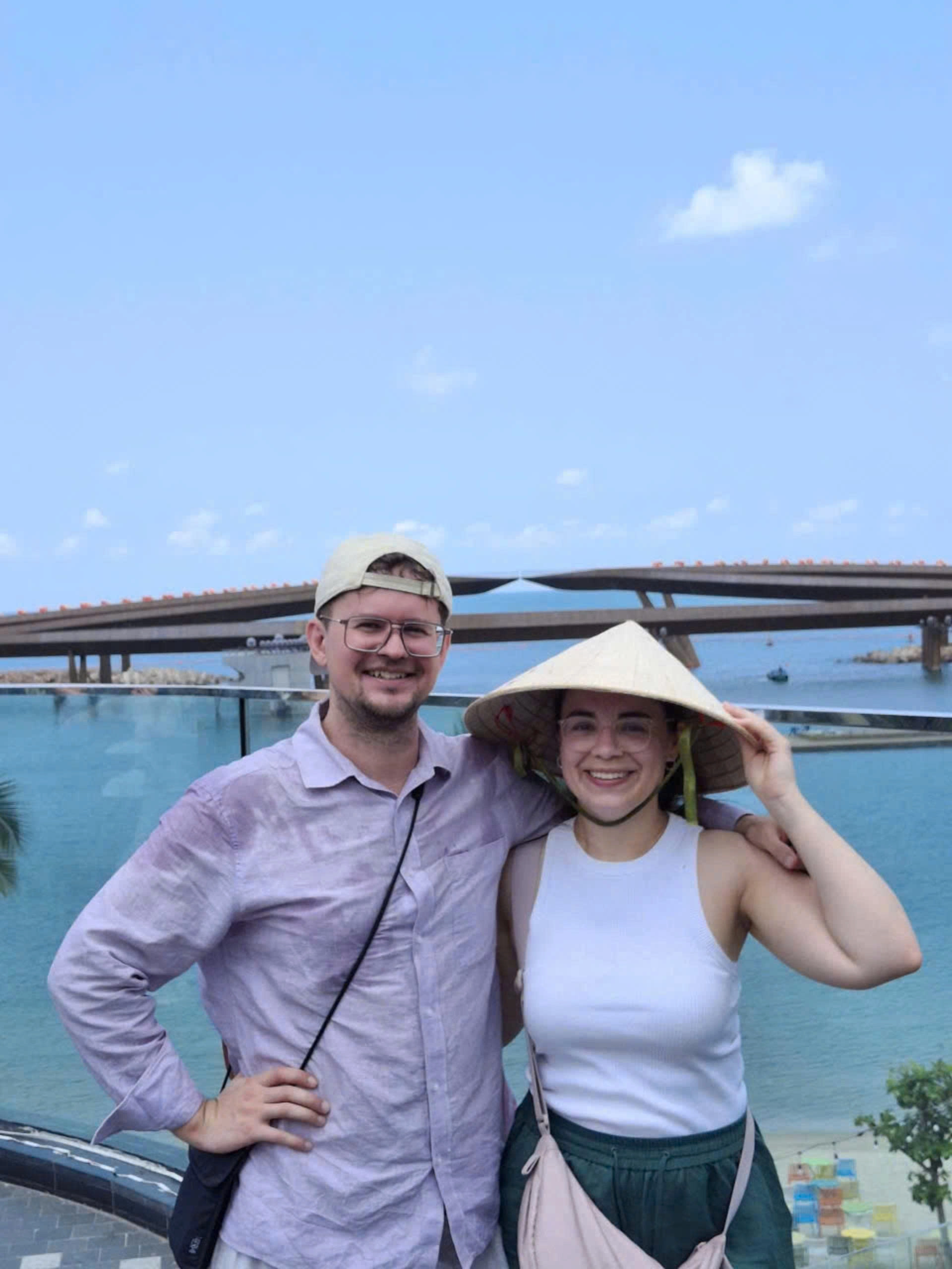 一日游 | SOUTH PHU QUOC JEEP TOUR – 向阳之旅 “海岸公路 – 圣殿 – 天堂海滩 – 地中海小镇”