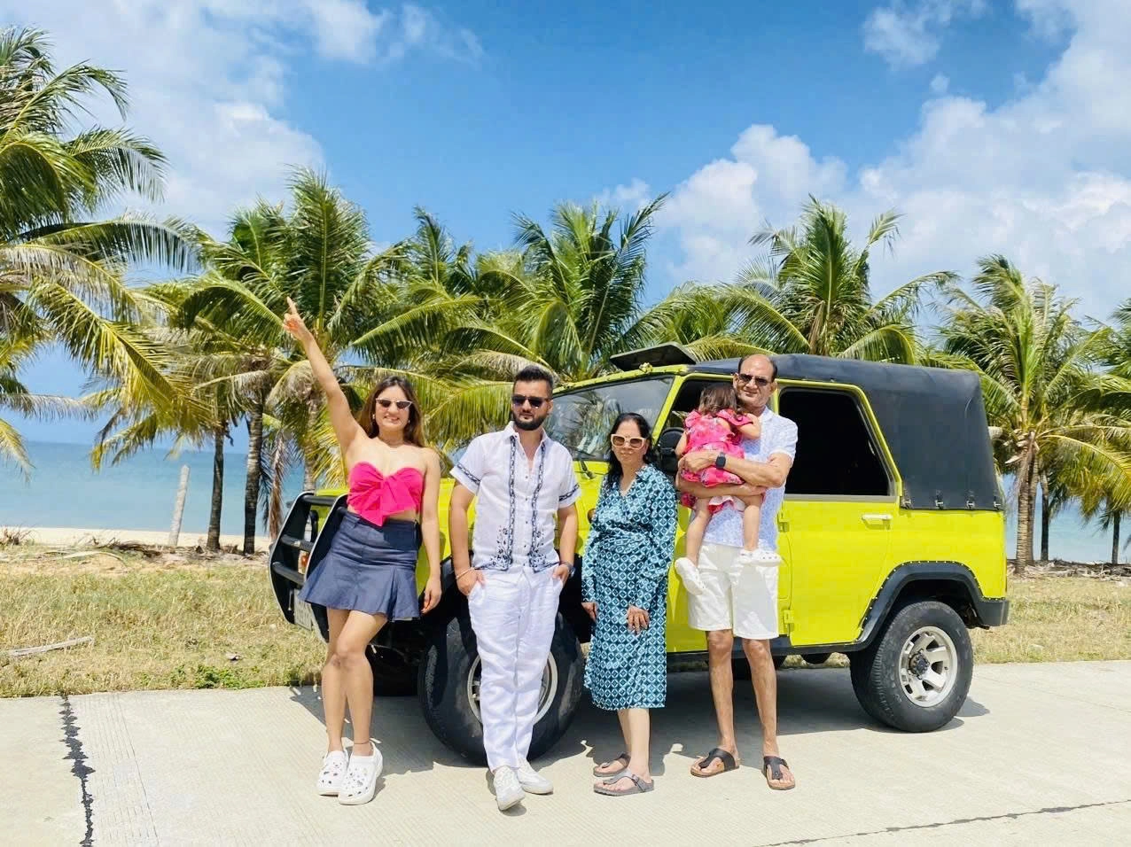 一日游 | SOUTH PHU QUOC JEEP TOUR – 向阳之旅 “海岸公路 – 圣殿 – 天堂海滩 – 地中海小镇”