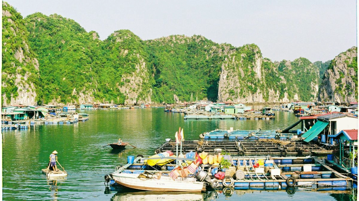 How Far Is Cat Ba from Hai Phong?