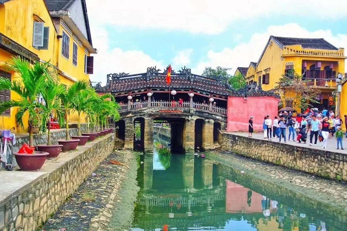 Da Nang & Hoi An – The ultimate beach escape