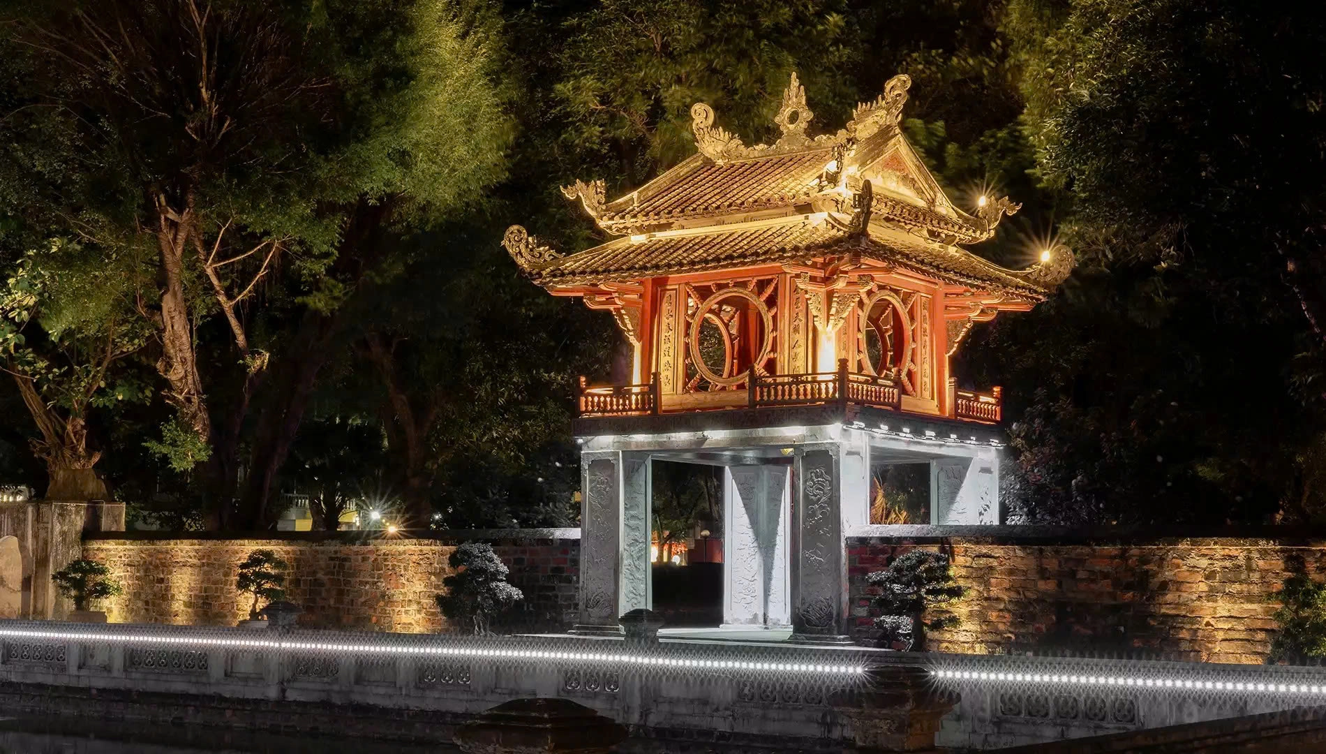 The Temple of Literature Entrance Ticket - 3D Mapping Show