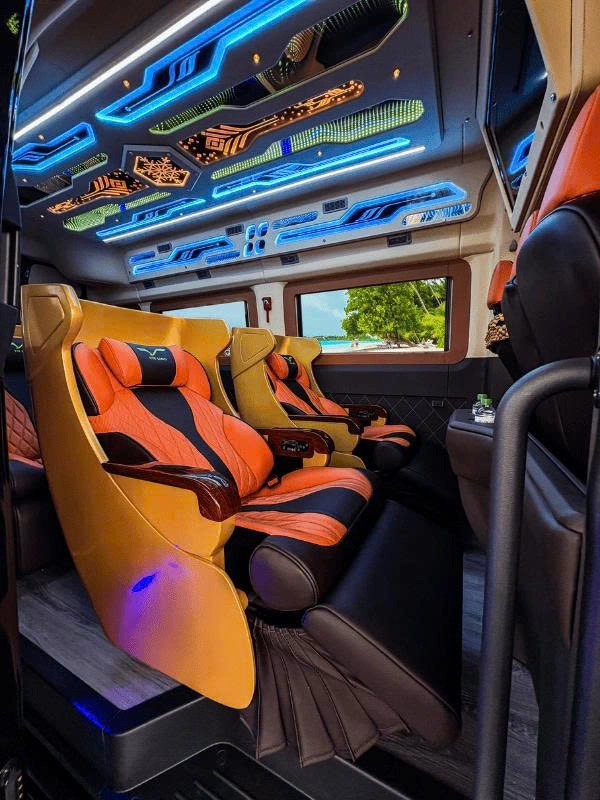 Luxury Limousine Transfer from Ho Chi Minh City to Vung Tau