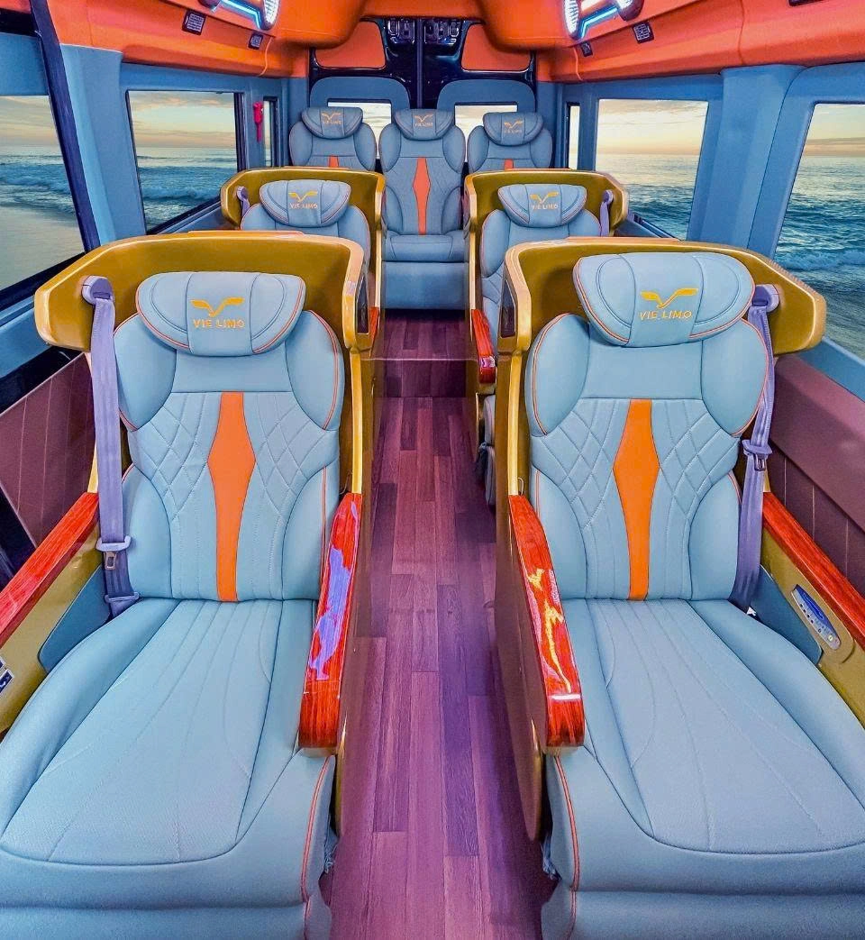 Luxury Limousine Transfer from Ho Chi Minh City to Vung Tau
