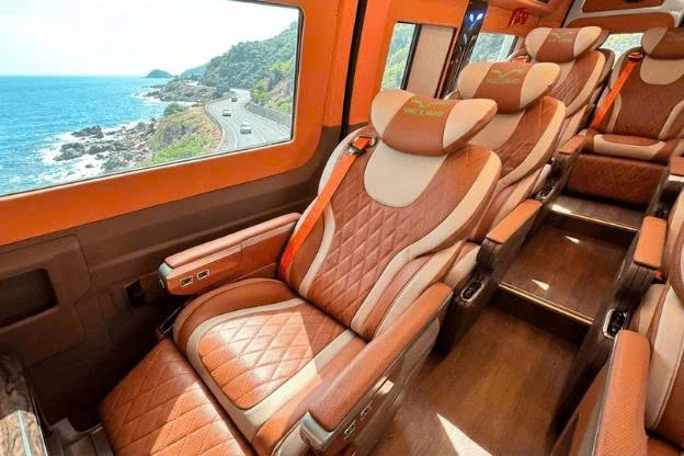 Luxury Limousine Transfer from Ho Chi Minh City to Vung Tau
